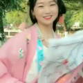 调皮汉服小姐姐